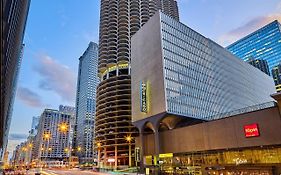 Chicago Downtown Autograph Hotel